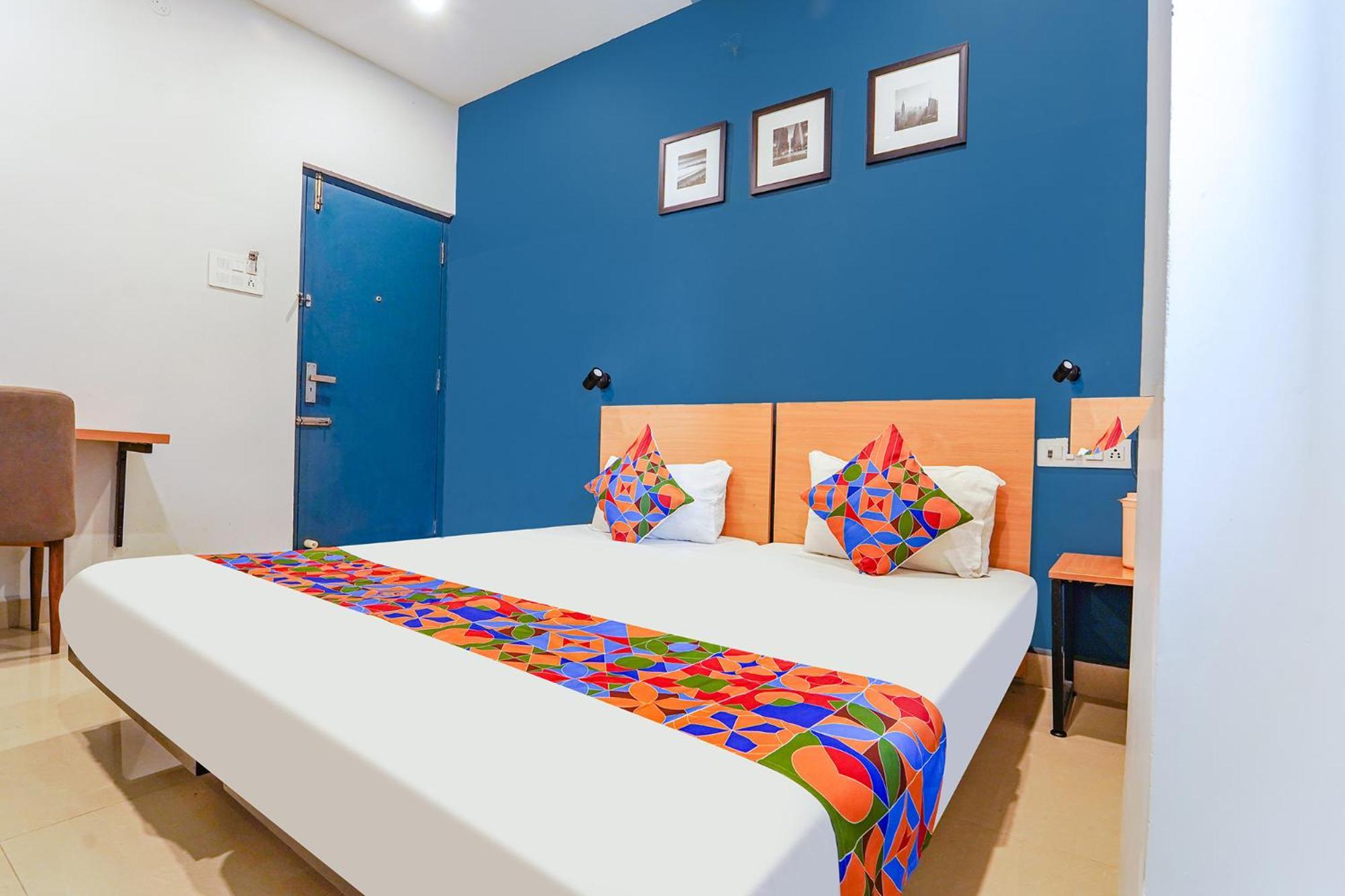 Fabexpress Silver Palace Chennai Exterior photo