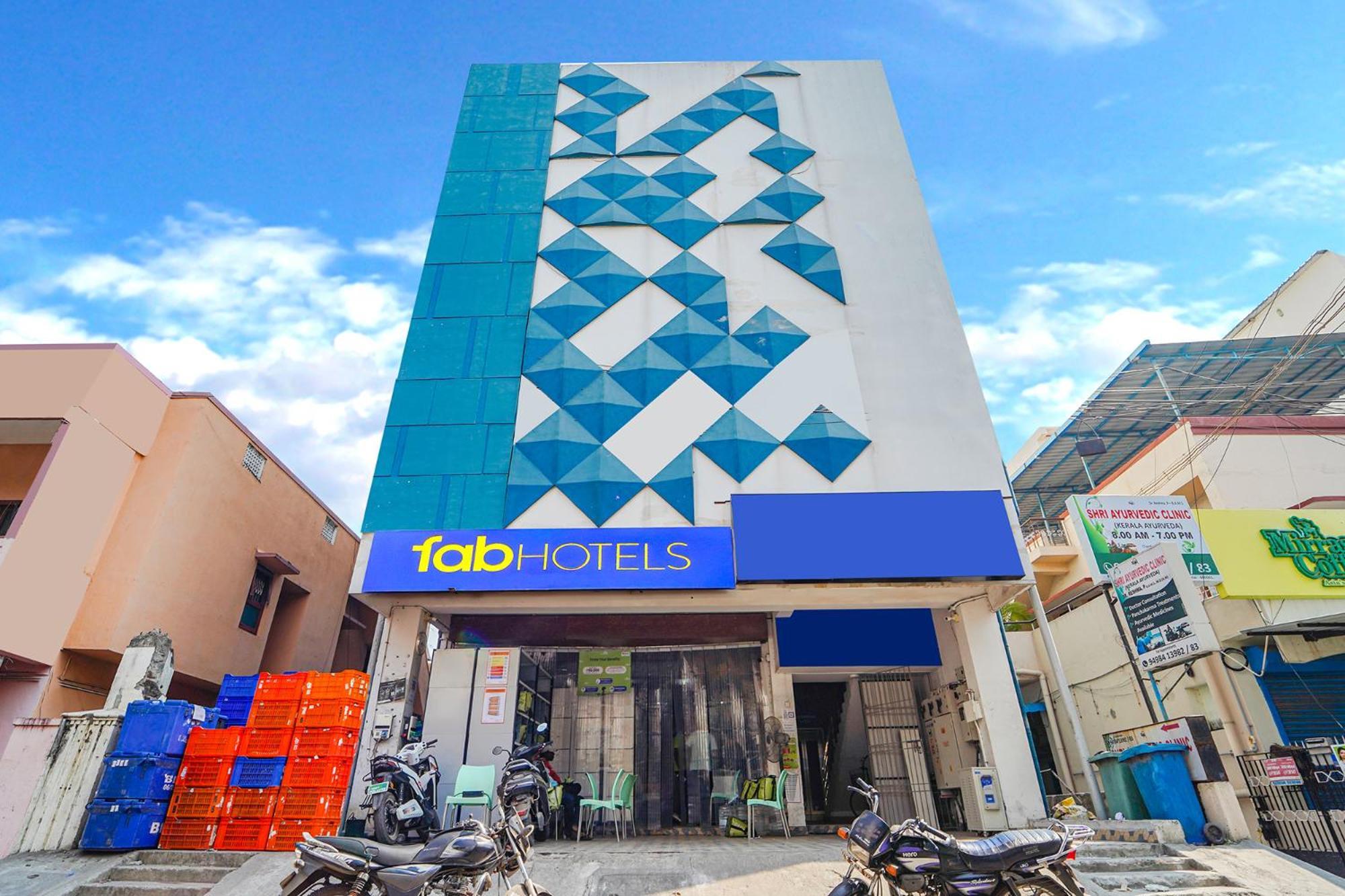 Fabexpress Silver Palace Chennai Exterior photo